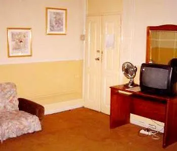 Residencial Marisela Lisbona